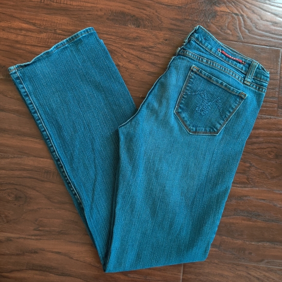 Vigoss Venice Bootcut Jean - Picture 5 of 8